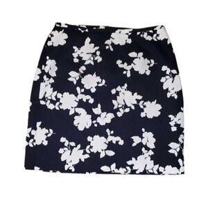 Talbots Dark Navy Blue Cotton Skirt With Textured White Flower Floral Print 16W